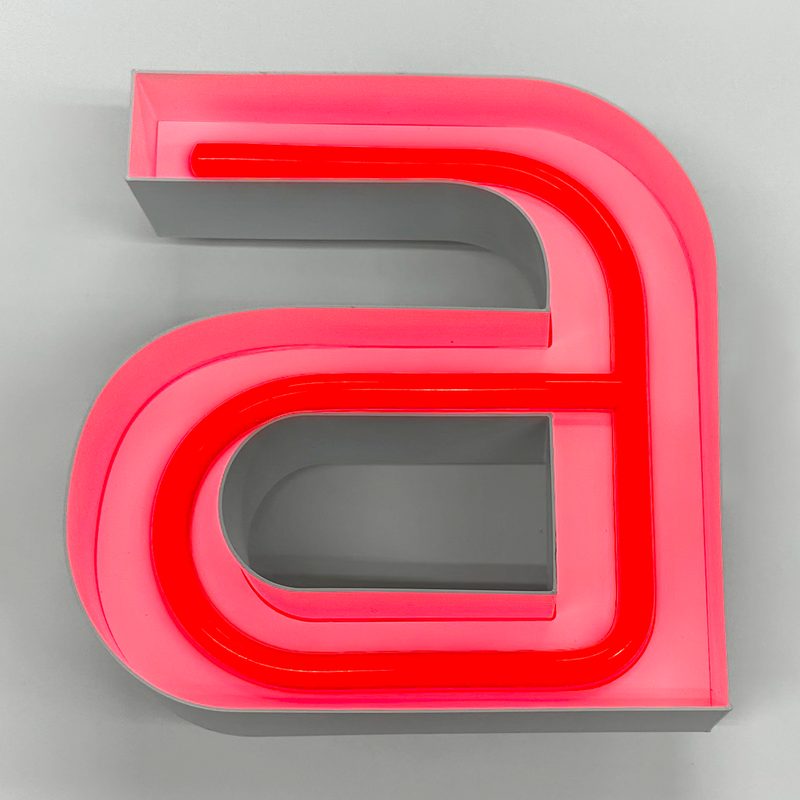 ネオンチューブが光る3Dtype-Hの文字「a」